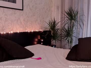 webcam couple p1nk_cloud today image #427500