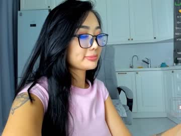 webcam girl miyong_7 today image #3156395