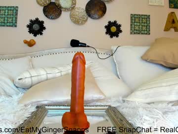 webcam girl eatmygingersnapps today image #2823972