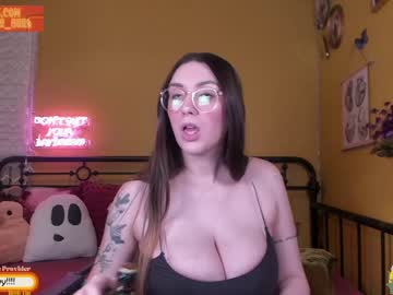 webcam girl daydreamur_gurl today image #3909409