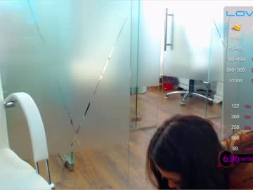 webcam girl anyarayne today image #2220882