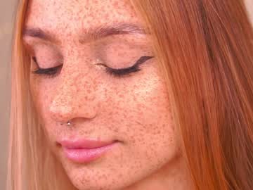 webcam girl artease today image #3232578