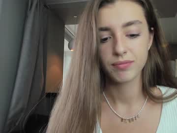 webcam girl coy_amina_ today image #2565475