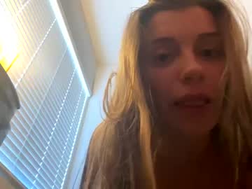 webcam couple hootersgirl69 today image #3103077