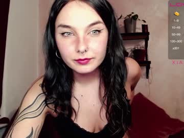 webcam girl kiakeeper today image #1418216