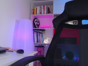 webcam girl motorboat_me today image #3825162
