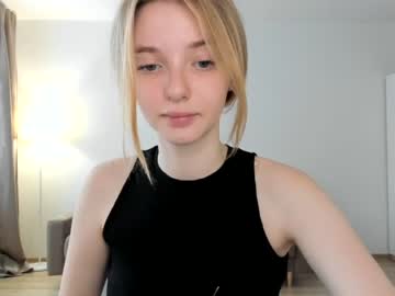 webcam girl olli_ver today image #2999922