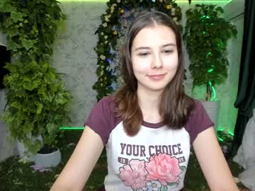 webcam girl carolineprise today image #718063