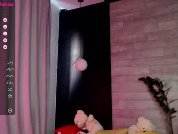 webcam girl small_blondee today image #2490288
