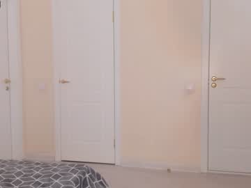 webcam girl naomi_25 today image #1937689