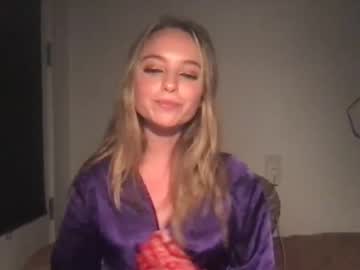webcam girl houseofdaph today image #3971127