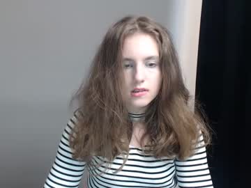 webcam girl mija_mari today image #3102236