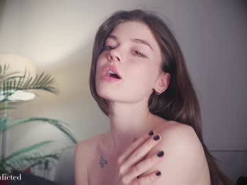 webcam girl auddicted today image #3859447
