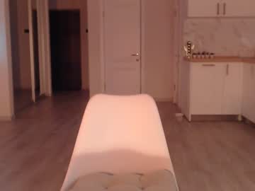 webcam girl uwuxo today image #511355