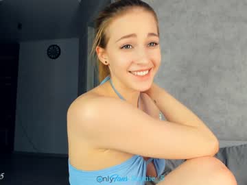 webcam girl sophie_5 today image #1212518
