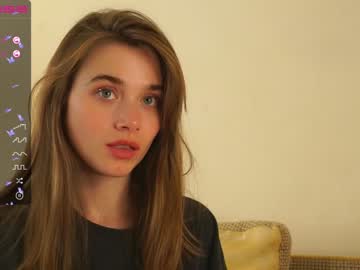 webcam girl miawaterfall today image #1932574