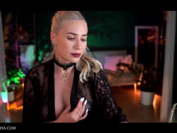 webcam girl provocatrixx today image #2913162