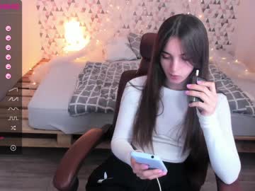 webcam girl katie_petite today image #1611830