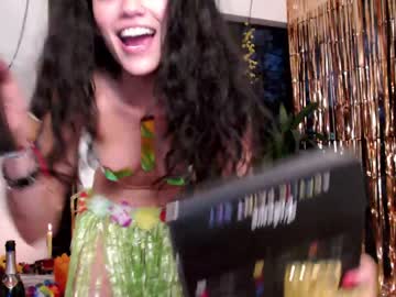 webcam girl makayla77 today image #326596