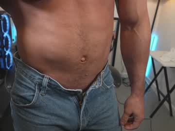 webcam man hotmuscles6t9 today image #1727366