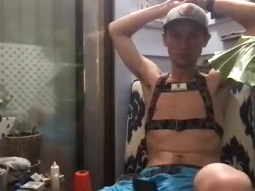 webcam man itscody_hartt843 today image #2833391