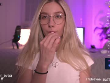 webcam girl lil_eva today image #2286565