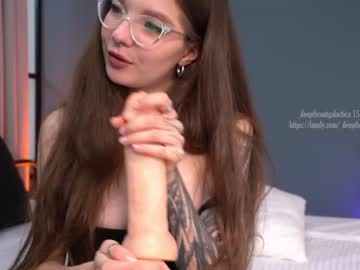 webcam girl _deepthroatgalactica today image #2666937