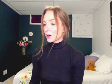 webcam girl innocentprovenguilty today image #3758105