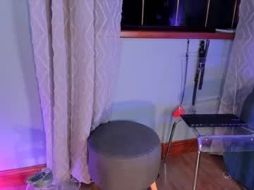 webcam girl littlee33 today image #2831903