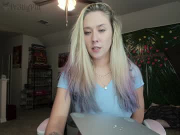 webcam girl pr3ttyp1nkpussy today image #2368597