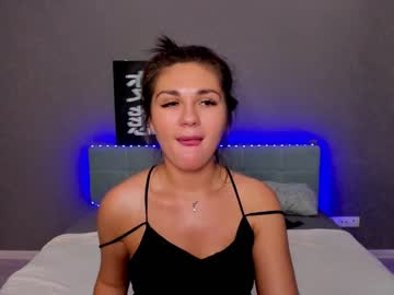 webcam girl sparklylinda today image #1687072