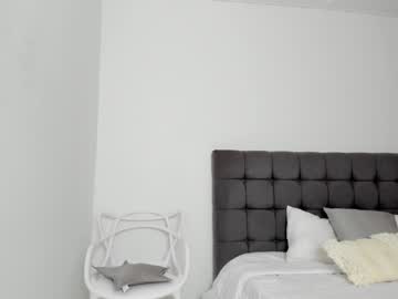 webcam girl effie_castro today image #1266542