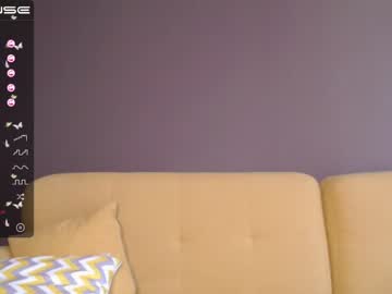 webcam girl small_blondee today image #1603033