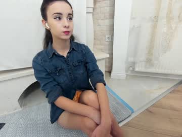 webcam girl ehotlovea today image #3348112