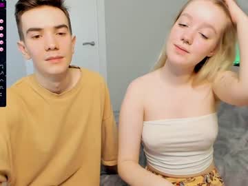 webcam couple lollipops6666 today image #2111500
