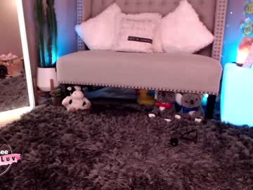 webcam girl aubrilee today image #2546149