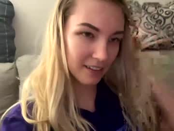 webcam girl mariah95 today image #1880661