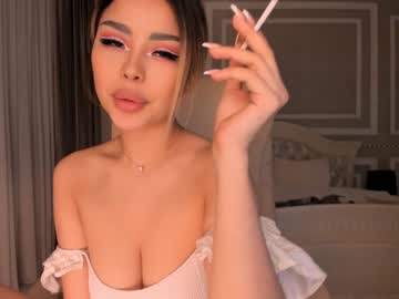 webcam girl bae_suz today image #1481412