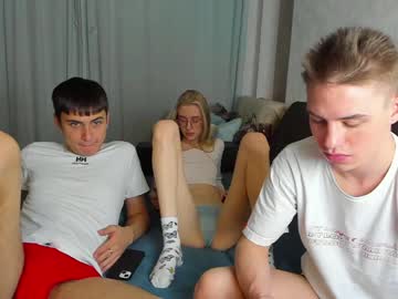webcam couple triple_crystal today image #1379182