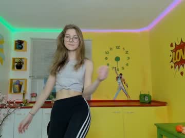 webcam girl avis_ryan today image #1097950