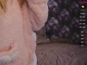 webcam girl angeellina today image #971023