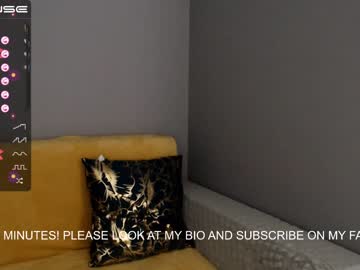 webcam girl little_v1rgin_angel today image #2189537
