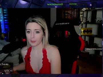 webcam girl kimilee22 today image #3720666