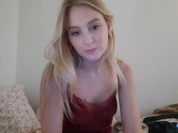 webcam girl bellaryderr today image #3359874