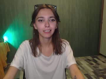 webcam girl steph_fossst today image #2151395