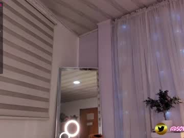 webcam girl maxinegh_ today image #1878574