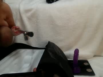 webcam girl lorenlixx today image #1600611