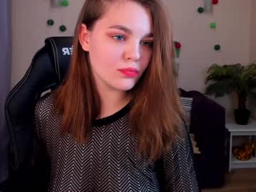 webcam girl lillillyevans today image #3646896