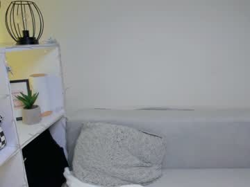 webcam girl gabbi_i today image #850020