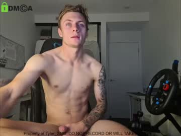 webcam man tyler_2465 today image #380839